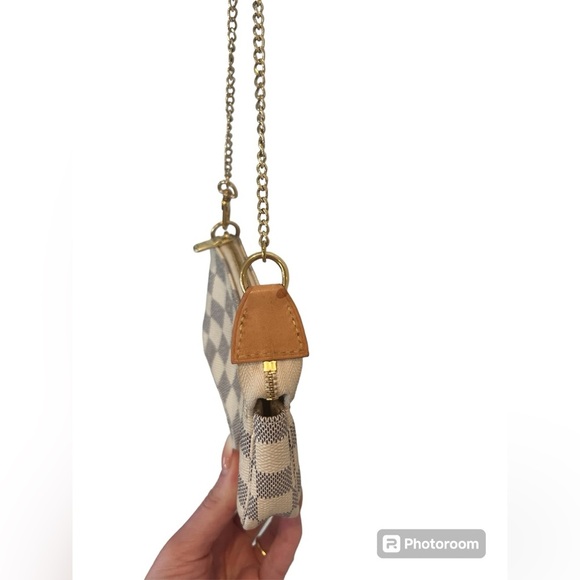 RARE - Louis Vuitton Damier Azur Mini Pochette - Picture 4 of 11